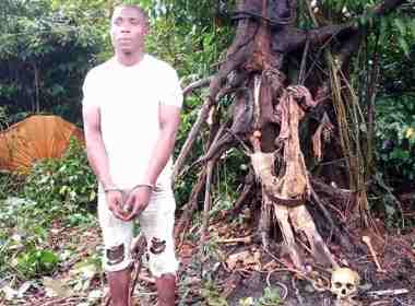 Osondu and the Carcass of Ereba Photo