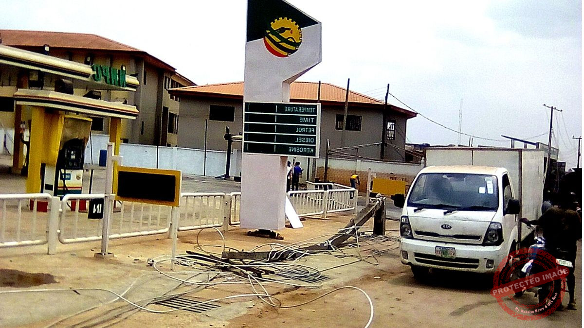 Fuel Subsidy: FG Trashes Subsidy, Litre Now between ₦488 and ₦577