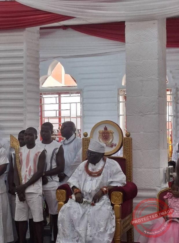 the eighth coronation anniversary commemorative thanksgiving service for Omo N' Oba N' Edo, Uku Akpolokpolo, Ewuare II, Oba of Benin, at the Holy Aruosa Church in Benin