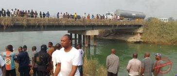 Kidnap Attempt Victims Fall into River