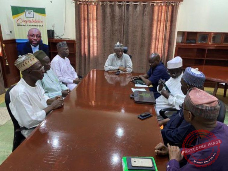 security meeting