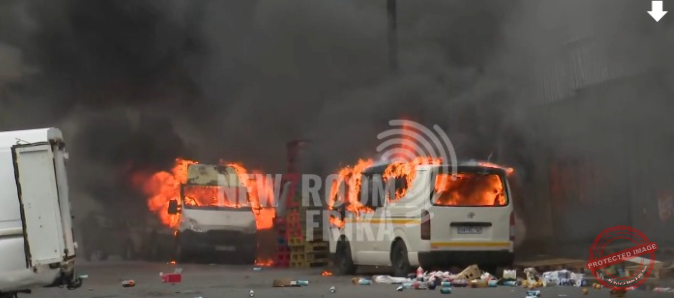 Eastern Cape Erupts in Violence as Protest Over Nigerian ‘King’ Coronation Turns Chaotic